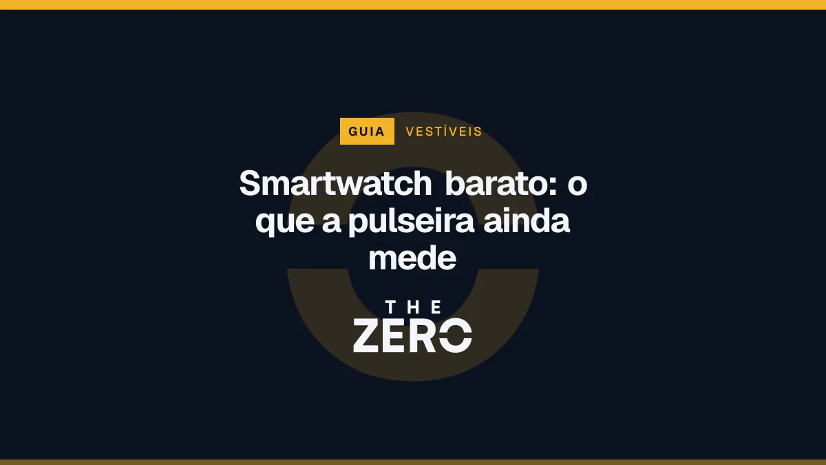 Cartaz editorial do The Zero em azul-marinho, com a marca da casa e faixa âmbar de Vestíveis, para o guia sobre Smartwatch barato.
